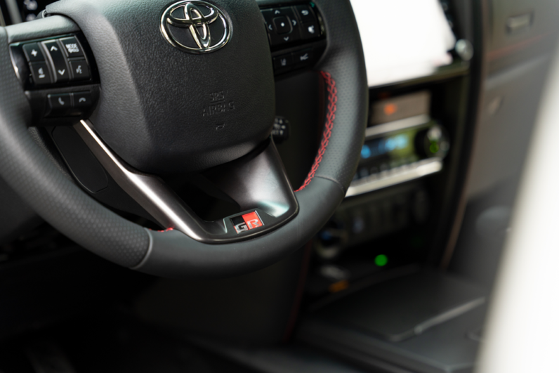 Fortuner GR-S