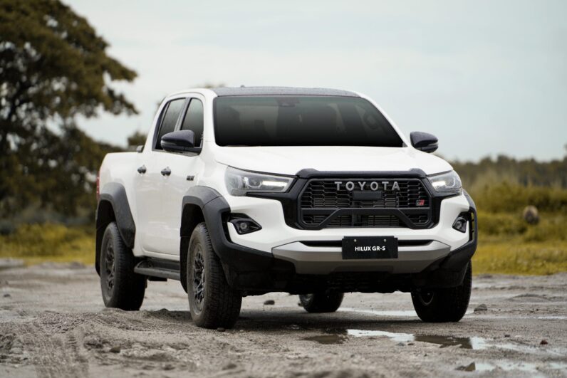 Hilux GR-S
