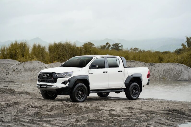 Hilux GR-S